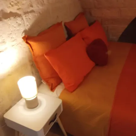 Corte Di Lorenzo A Vecchia 4* Бари